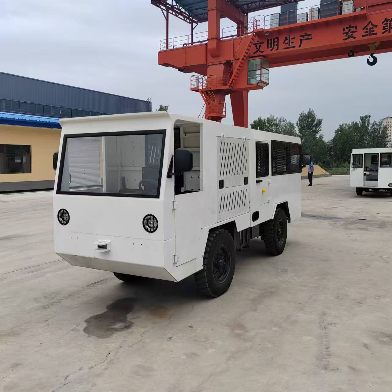 WCS16RE雙向駕駛16人車